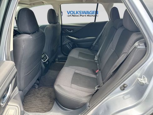 Used 2024 Subaru Outback Premium AWD/4WD image 26