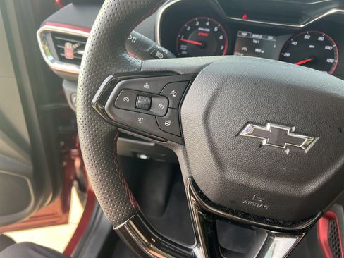 Used 2022 Chevrolet TrailBlazer RS w/ Sun and Liftgate Package FWD image 17