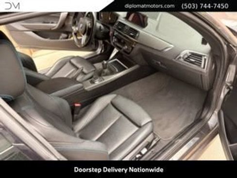 Used 2018 BMW M2 RWD image 6
