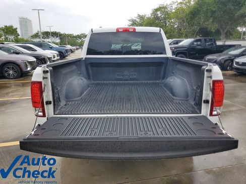 Used 2017 RAM 1500 Express RWD image 10