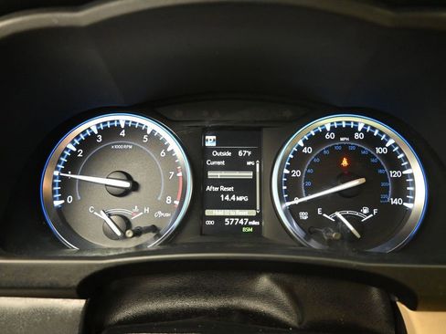 Certified 2019 Toyota Highlander Limited Platinum image 11