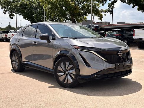 Used 2023 Nissan Ariya AWD image 1