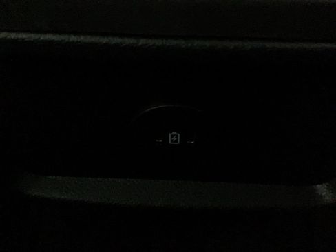 Used 2024 Ford Edge SEL image 18