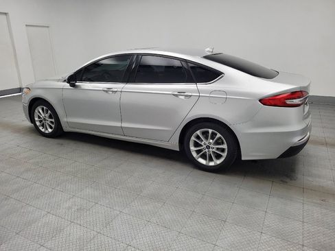 Used 2019 Ford Fusion SE FWD image 3