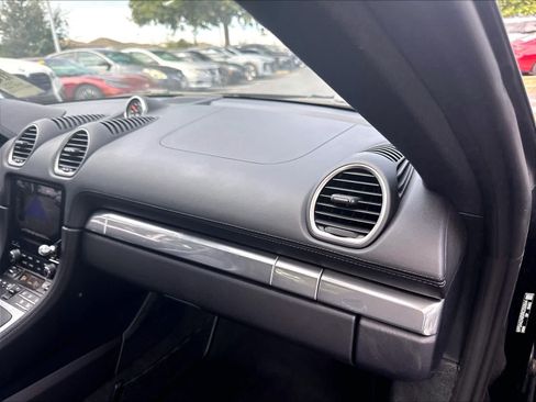 Used 2024 Porsche 718 Cayman RWD image 24