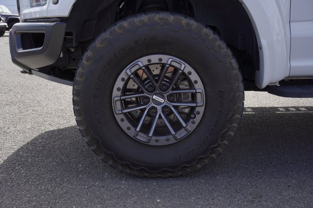 Used 2019 Ford F150 Raptor w/ Equipment Group 802A Luxury AWD/4WD image 4