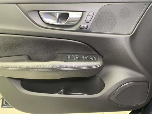 Used 2020 Volvo V60 T5 Cross Country AWD/4WD image 34