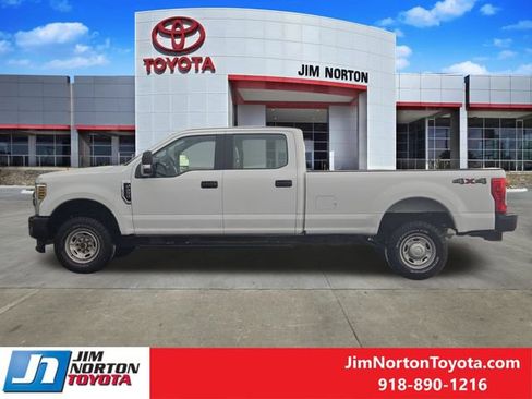 Used 2019 Ford F250 XL w/ Power Equipment Group AWD/4WD image 5