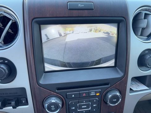 Used 2014 Ford F150 King Ranch w/ King Ranch Luxury Package image 14