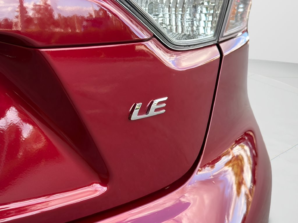 Used 2025 Toyota Corolla LE FWD image 29