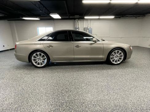 Used 2011 Audi A8 4.2 AWD/4WD image 4