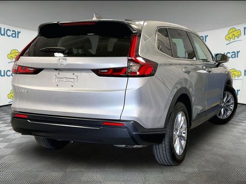 Used 2025 Honda CR-V EX image 5