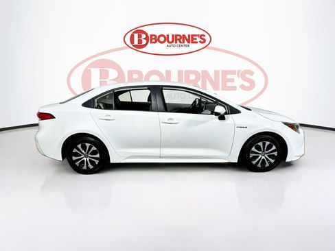 Used 2021 Toyota Corolla LE FWD image 8