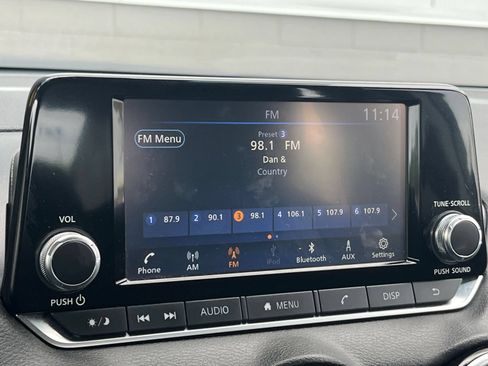 Used 2025 Nissan Sentra S FWD image 21