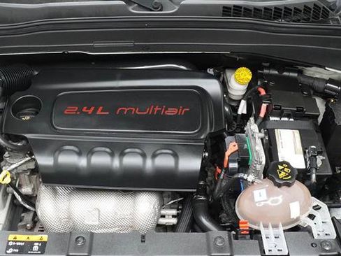 Used 2016 Jeep Renegade Trailhawk AWD/4WD image 31