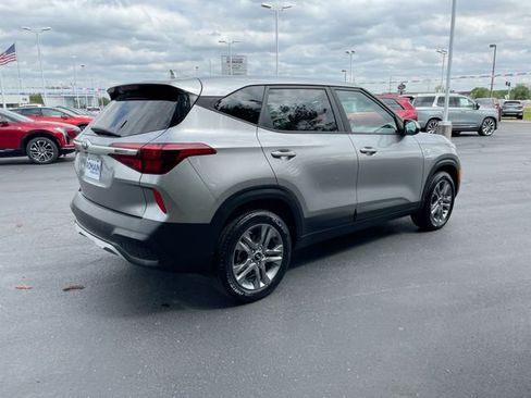 Used 2021 Kia Seltos LX image 5