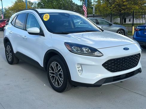 Used 2020 Ford Escape SEL AWD/4WD image 14