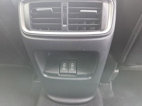 Used 2022 Honda CR-V Touring image 17