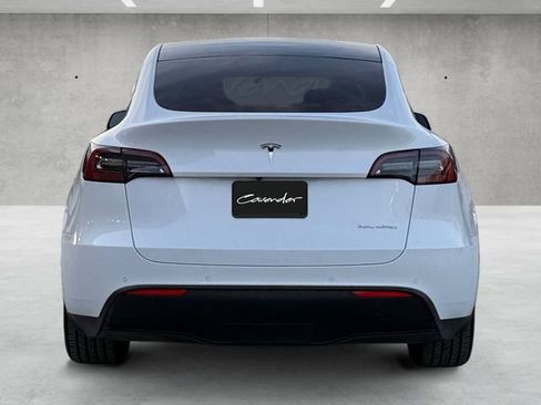 Used 2021 Tesla Model Y Long Range image 15