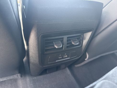 Used 2024 Chevrolet Colorado ZR2 w/ LPO, Flex Utility Package AWD/4WD image 7