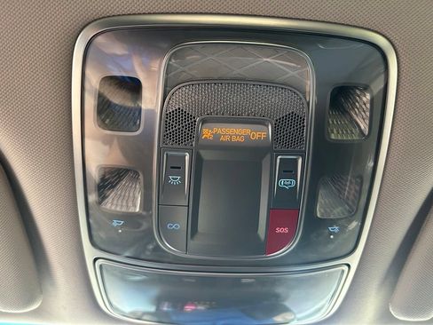 Used 2025 Genesis GV70 2.5T AWD/4WD image 52