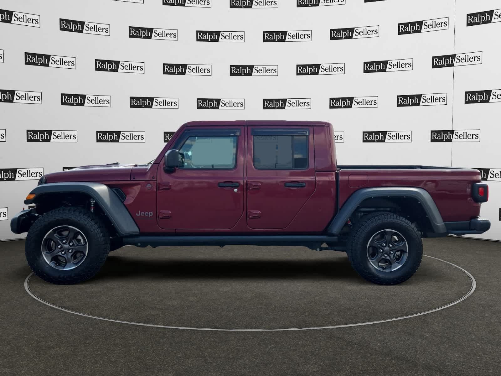 Used 2021 Jeep Gladiator Rubicon AWD/4WD image 3