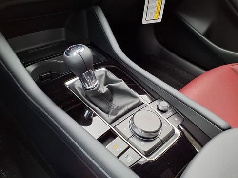 New 2026 MAZDA MAZDA3 2.5 S Hatchback w/ Premium Pkg FWD image 17