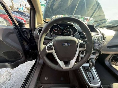 Used 2019 Ford Fiesta SE FWD image 9