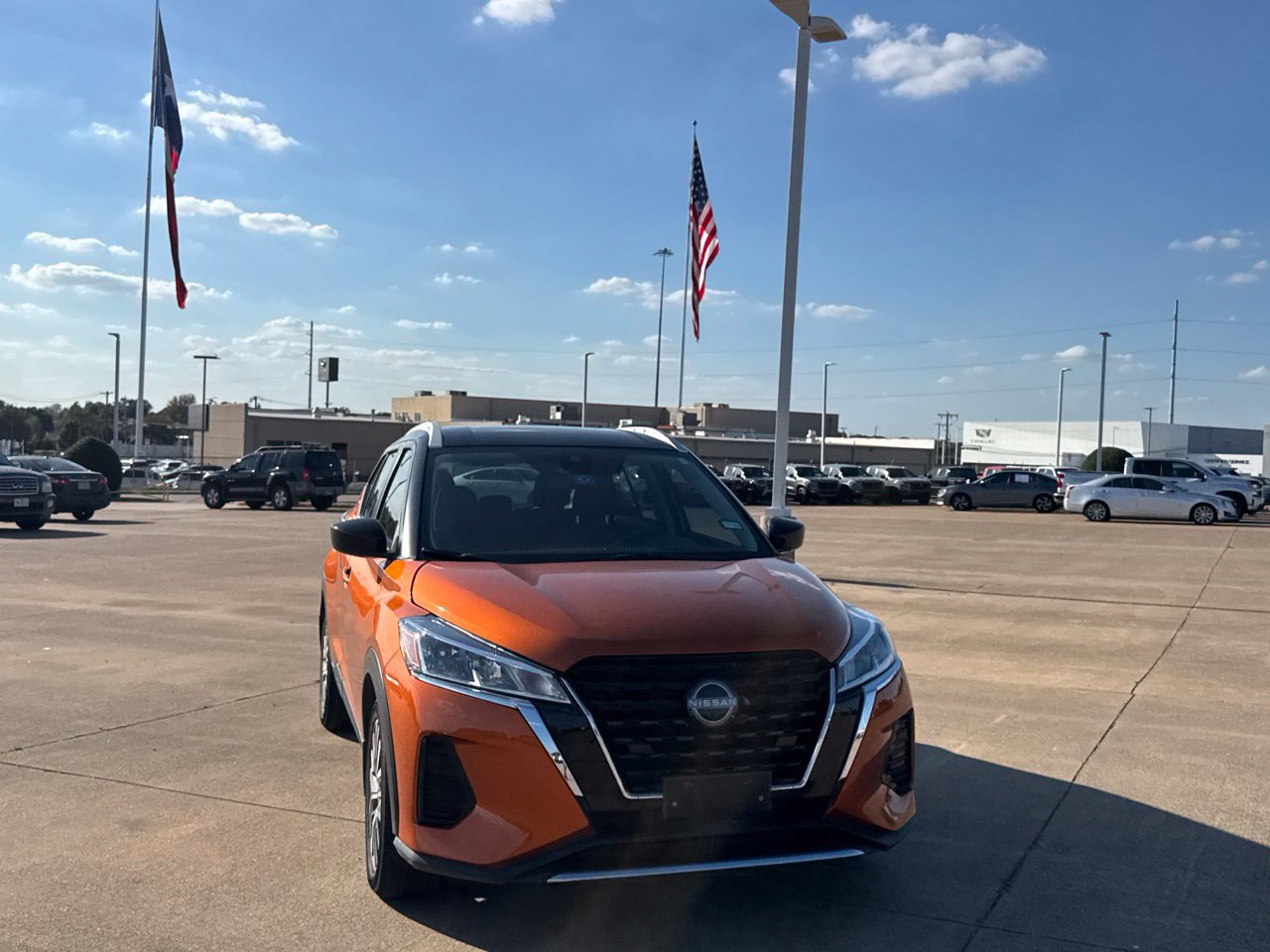 Used 2024 Nissan Kicks SV FWD image 4