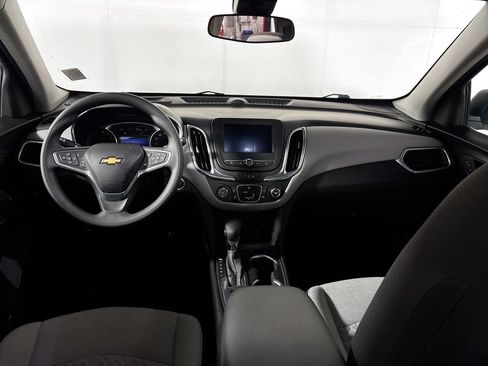 Used 2022 Chevrolet Equinox LS w/ LS Convenience Package AWD/4WD image 12
