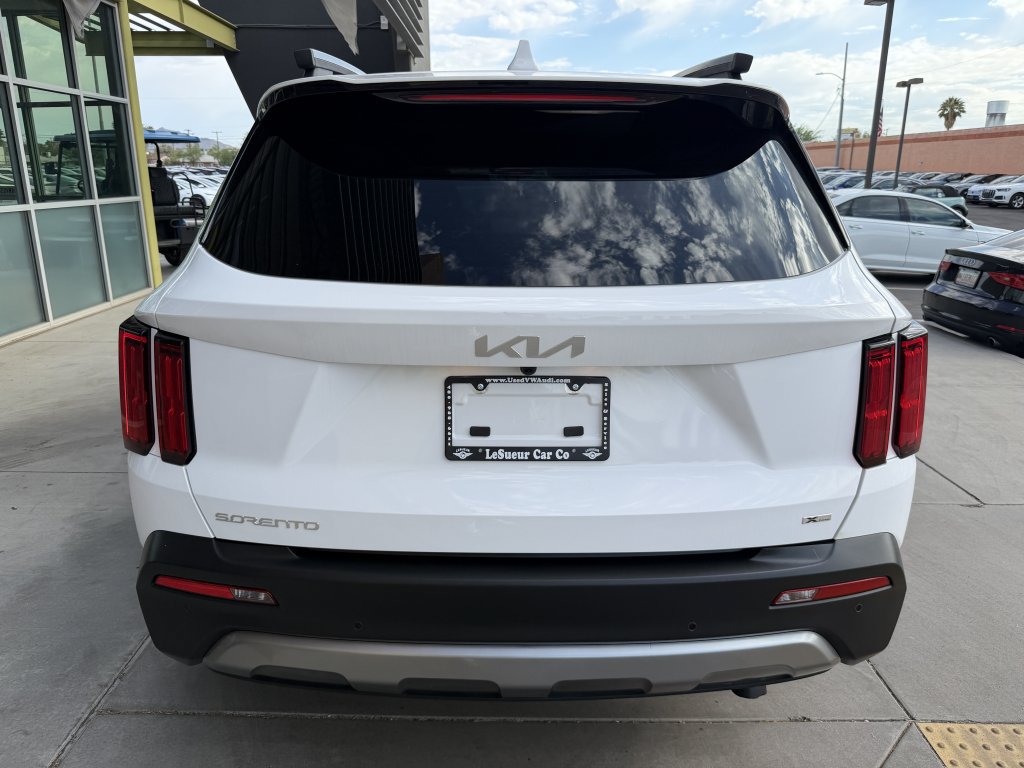 Used 2023 Kia Sorento SX Prestige AWD/4WD image 13