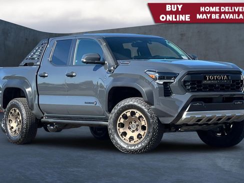Used 2024 Toyota Tacoma Trailhunter image 1