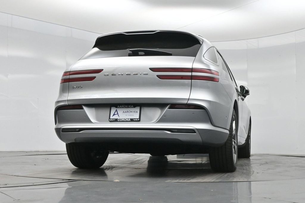 Used 2025 Genesis Electrified GV70 w/ Prestige Package AWD/4WD image 20
