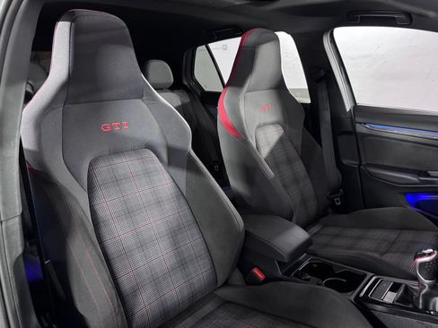 Used 2024 Volkswagen GTI SE FWD image 51