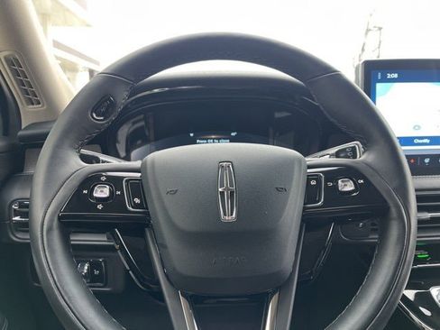 Used 2025 Lincoln Corsair Reserve w/ Towing Package image 29