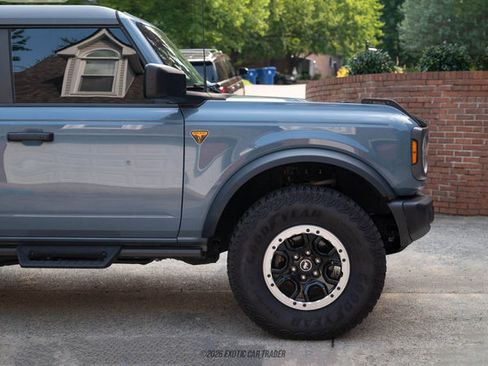 Used 2023 Ford Bronco Badlands w/ Sasquatch Package AWD/4WD image 11