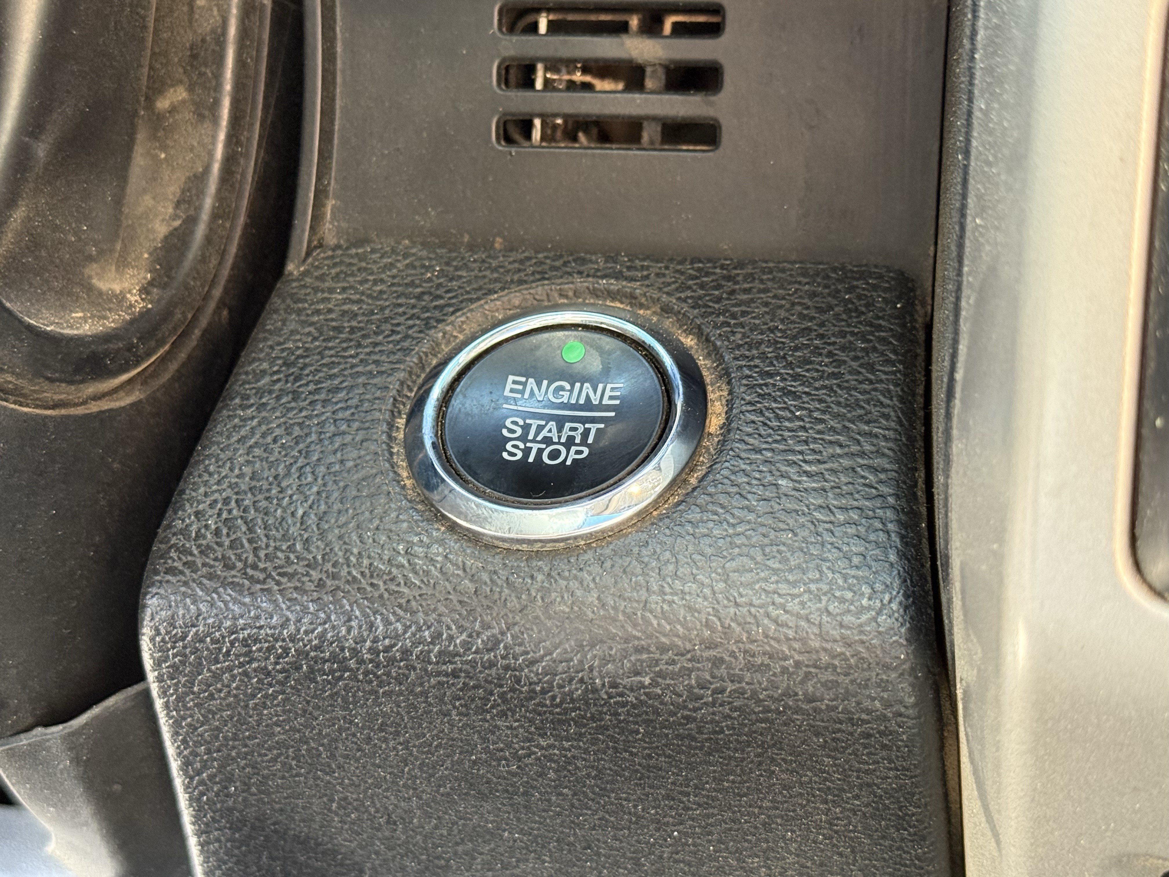 Used 2021 Ford F250 Lariat AWD/4WD image 24