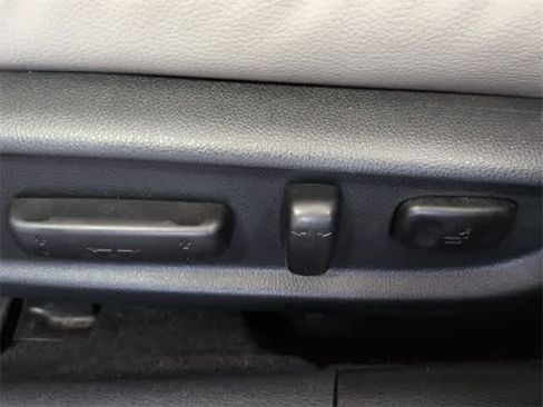 Used 2013 Honda Accord EX-L image 18