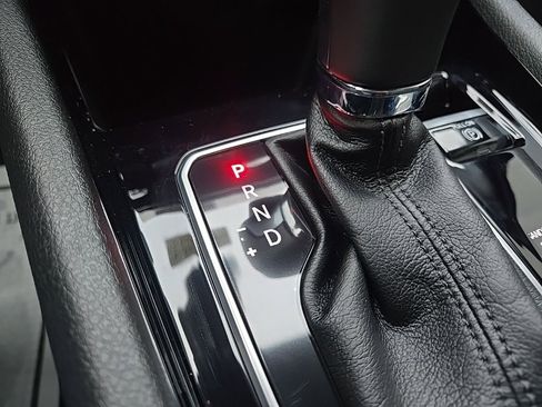 New 2026 Jeep Compass Latitude image 59