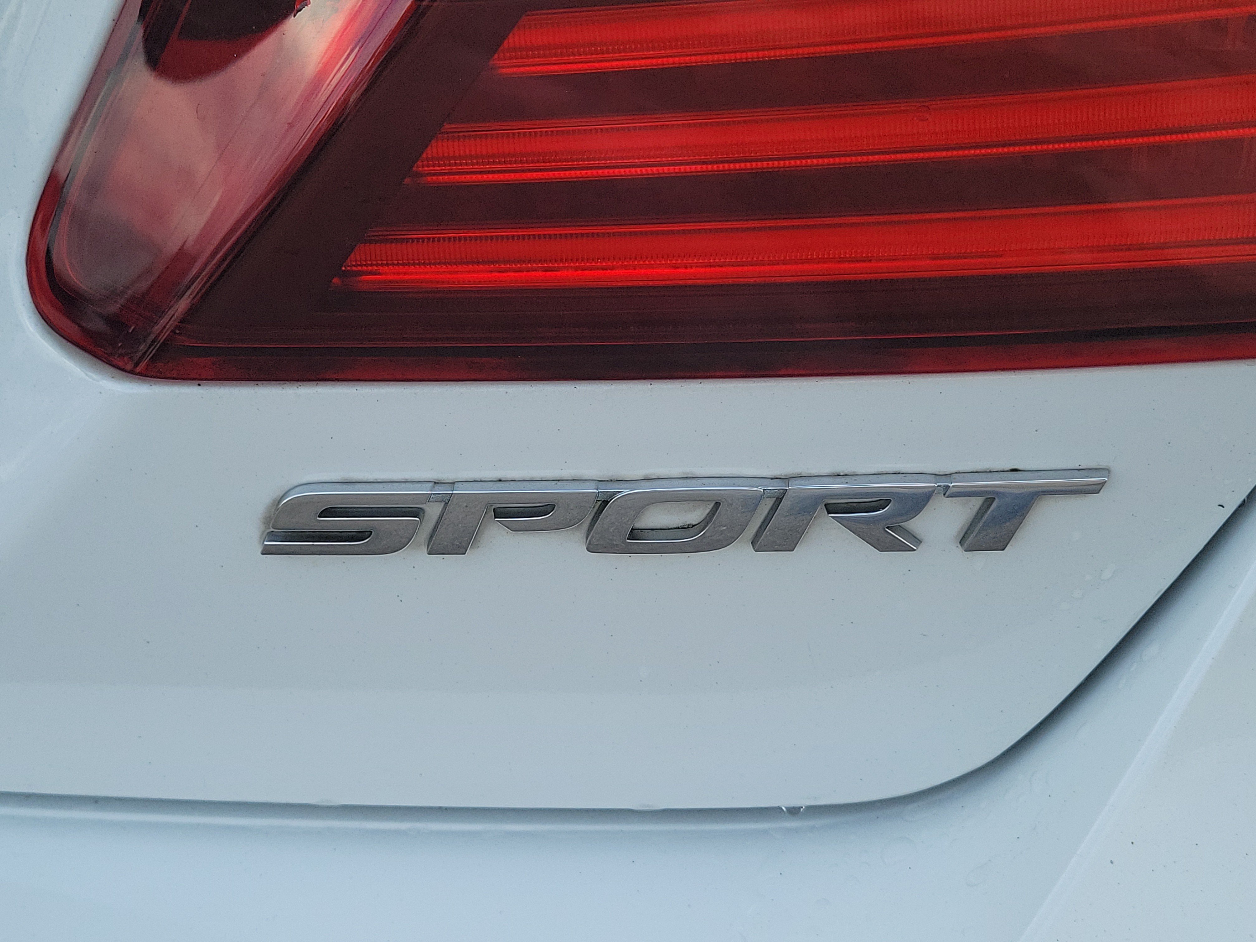 Used 2017 Honda Accord Sport image 30