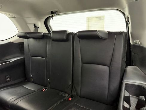 Used 2024 Toyota Grand Highlander XLE image 11