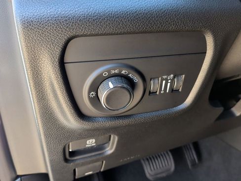 New 2025 Jeep Grand Cherokee L Altitude image 15