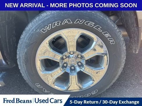 Used 2023 RAM 1500 Big Horn AWD/4WD image 13