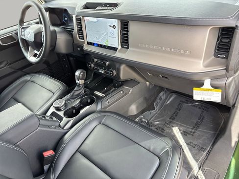 New 2025 Ford Bronco Outer Banks AWD/4WD image 10