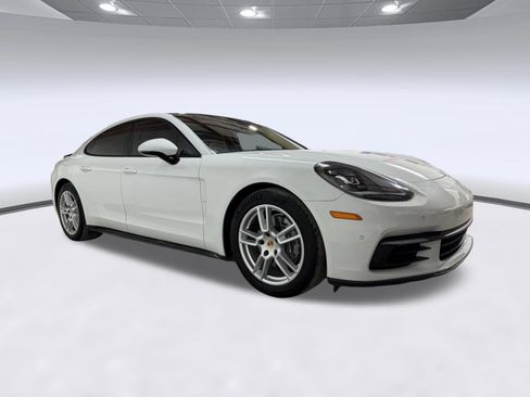 Used 2018 Porsche Panamera 4 AWD/4WD image 6