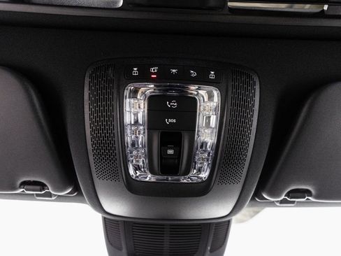 Certified 2025 Mercedes-Benz GLE 450e 4MATIC w/ AMG Line Interior image 24