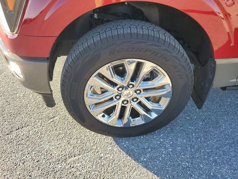 Used 2025 Ford F150 King Ranch w/ FX4 Off-Road Package image 17