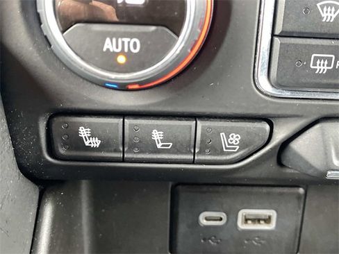 Used 2024 Chevrolet Tahoe Premier image 29