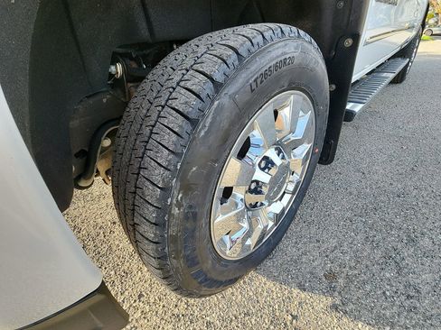 Used 2019 GMC Sierra 2500 Denali image 19