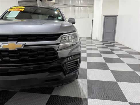 Used 2022 Chevrolet Colorado LT w/ Fleet Safety Package image 10